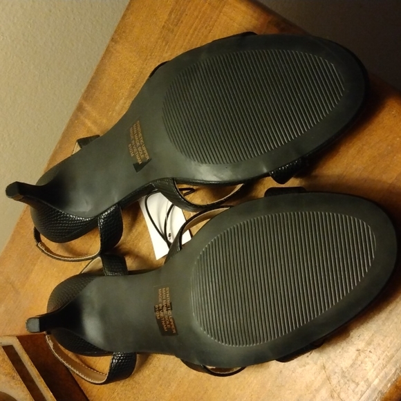 Ann Taylor factory black slingback heel NWT - Picture 3 of 4